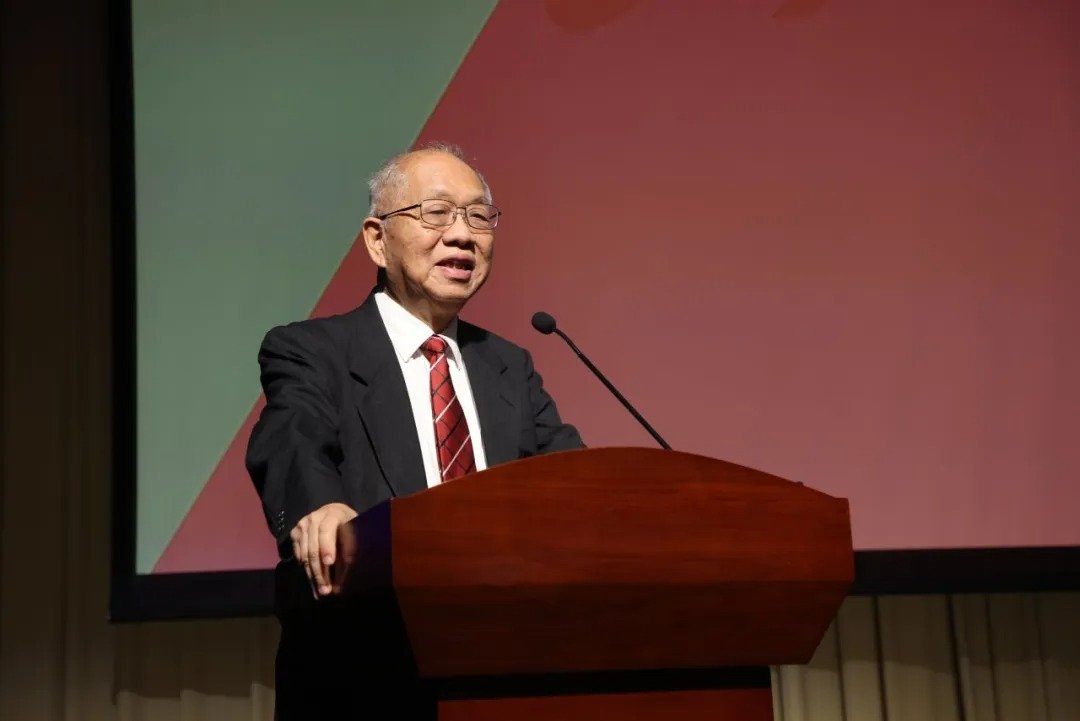 副院长邬荣领