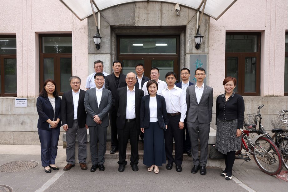 此次会面是落实党中央国务院加强祖国内