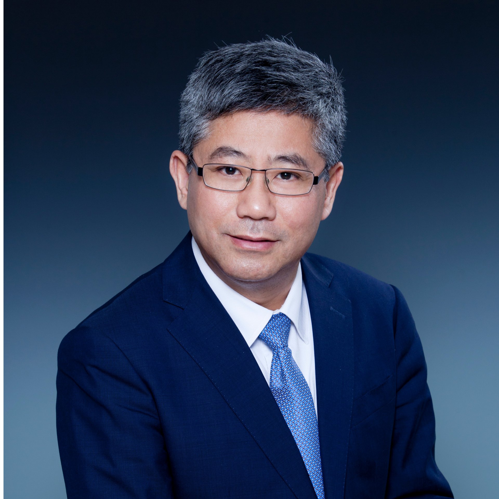 经济系秉承亚洲威廉出任马德里竞技官方