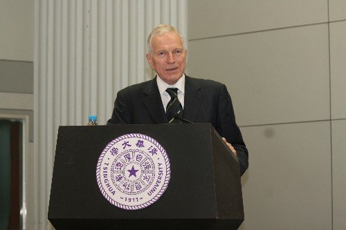 Edmund S. Phelps w